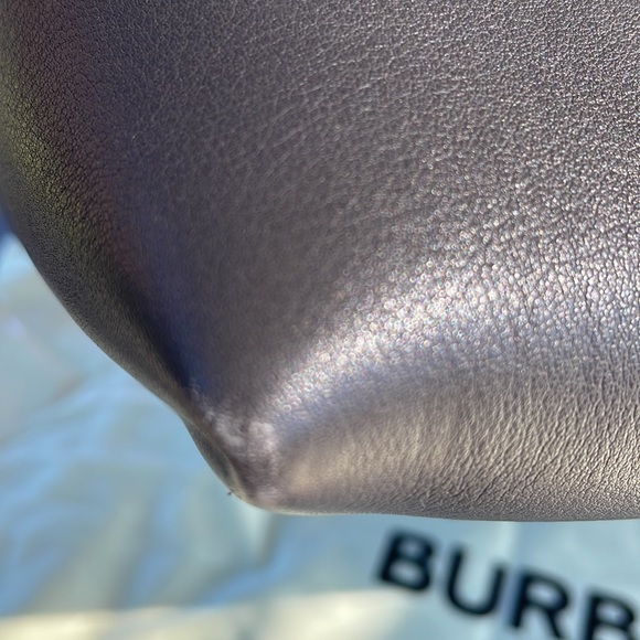 BURBERRY CAPSULE ANTHRACITE TOTE - Picture 10 of 13